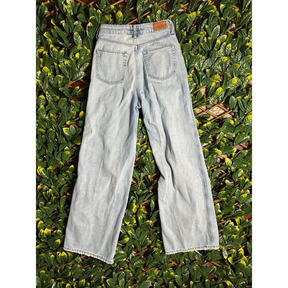 BDG Puddle Wide Leg Jeans Size 28 - Picture 2 of 5